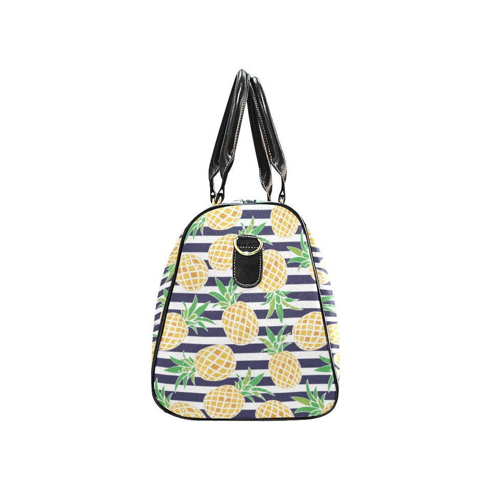Pineapples pattern striped background Travel Bag