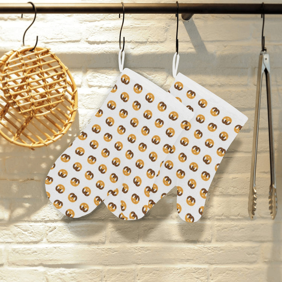 Pretzels Pattern Print Design 02 Heat Resistant Oven Mitts