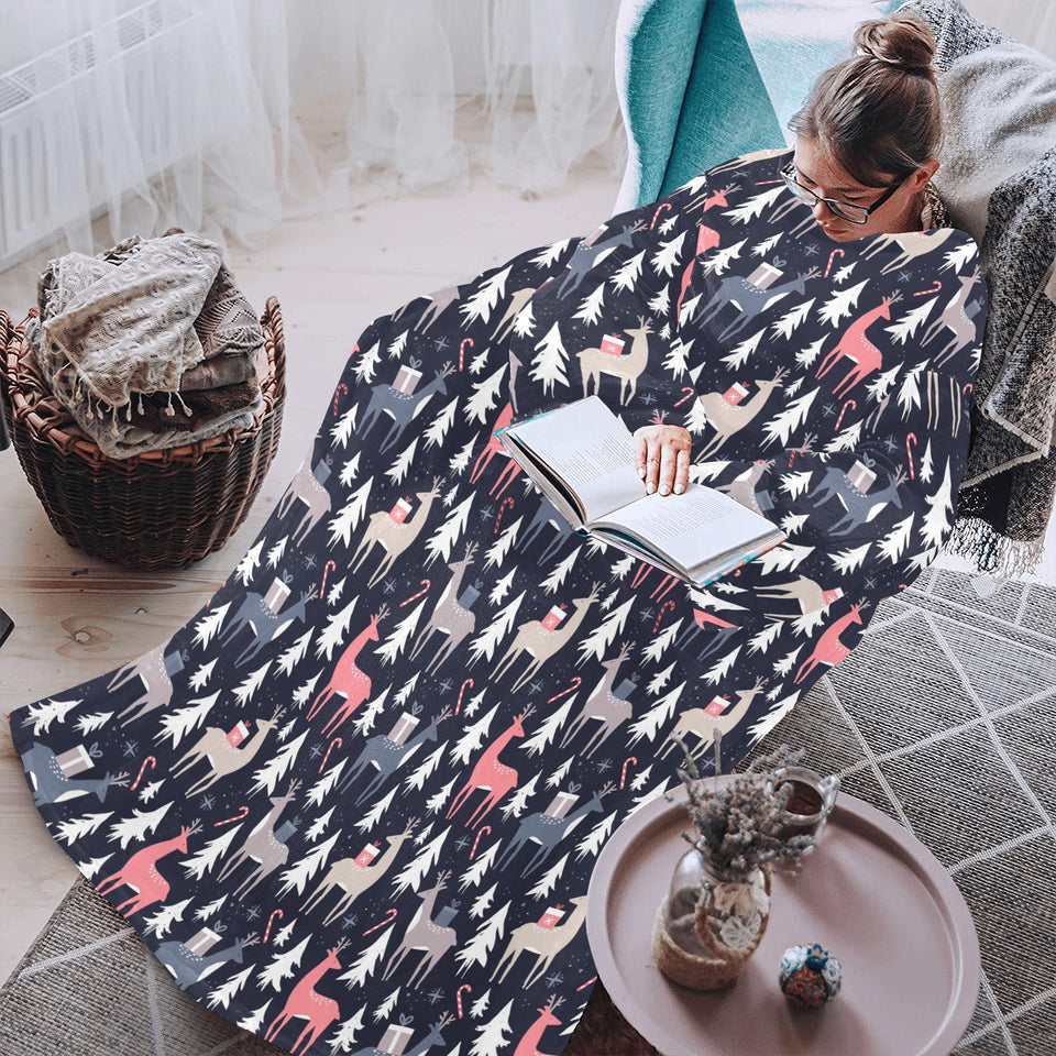 Deers Winter Christmas pattern Blanket Robe with Sleeves