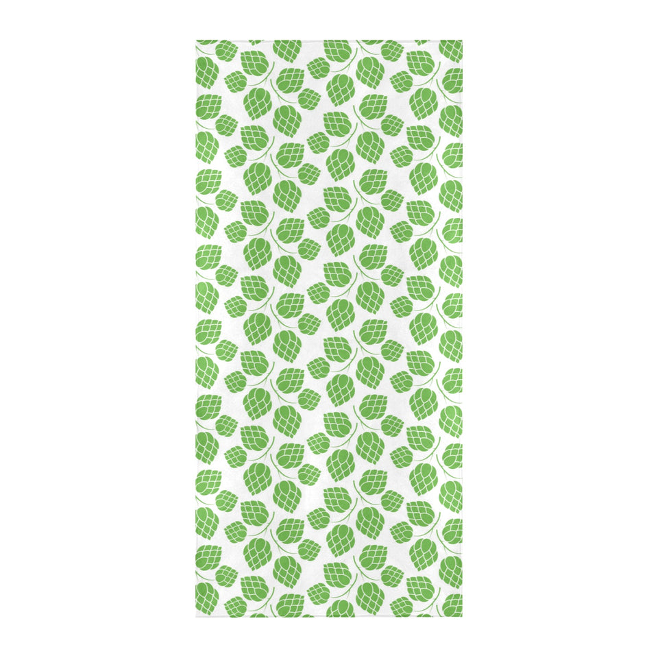 Hop pattern background Beach Towel