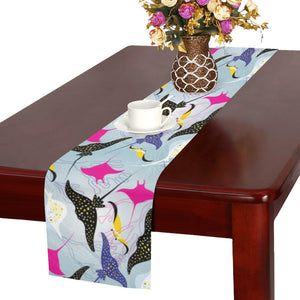Stingray Pattern Print Design 01 Table Runner