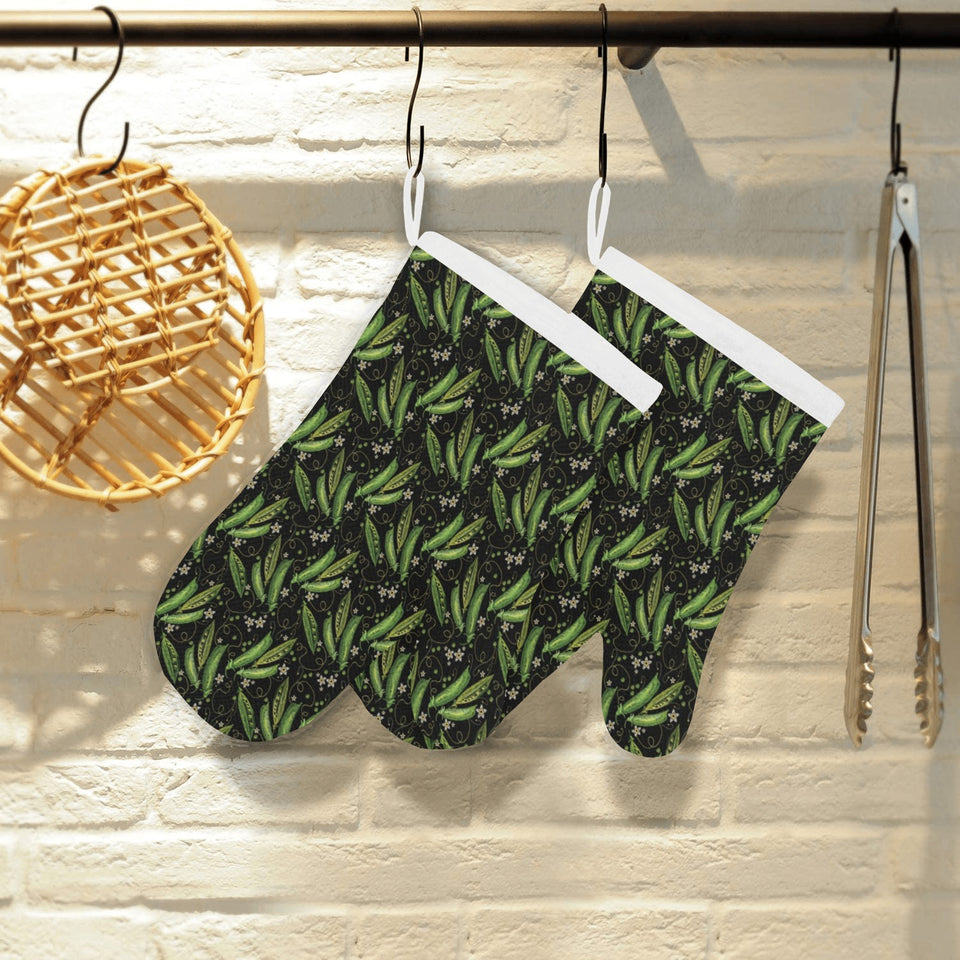 Green Peas Pattern Print Design 02 Heat Resistant Oven Mitts