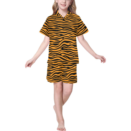 Bengal tigers skin print pattern background Kids' Boys' Girls' V-Neck Short Pajama Set