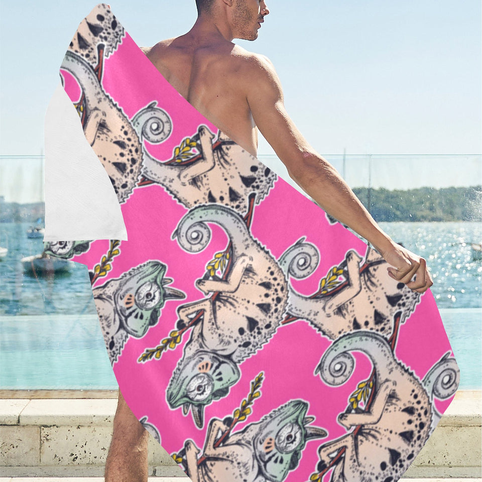 Chameleon lizard pattern pink background Beach Towel