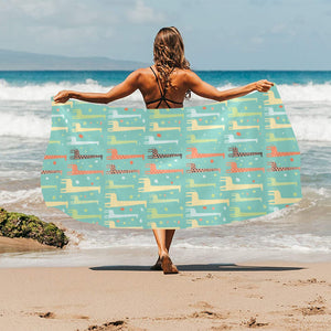 Giraffe Pattern Print Design 01 Beach Towel
