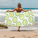 Cucumber slices pattern Beach Towel