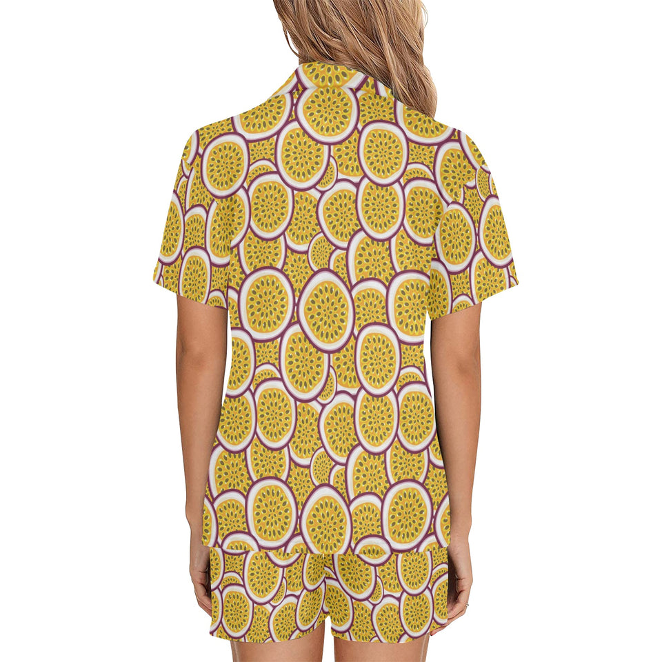 Passion fruits slice pattern Women's V-Neck Short Pajama Set