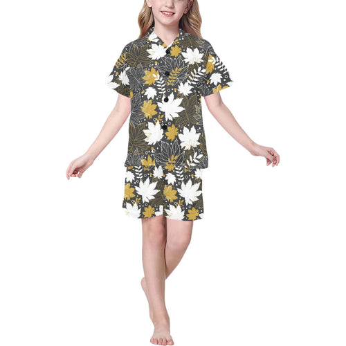 Beautiful gold autumn maple leaf pattern Kids' Boys' Girls' V-Neck Short Pajama Set