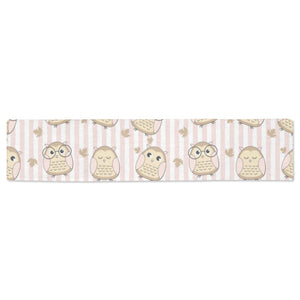 cute owl leaf Table Runner