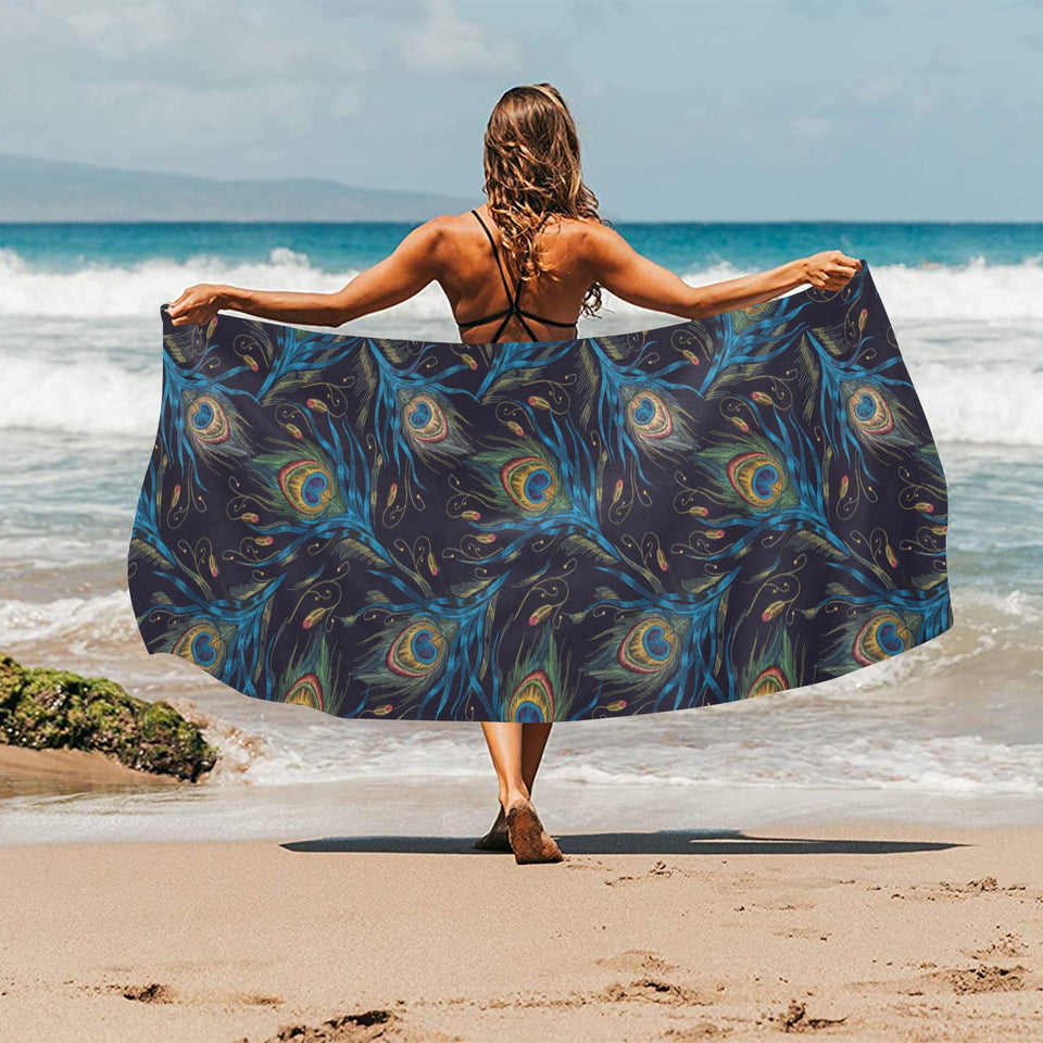 Beautiful peacock feather pattern Beach Towel