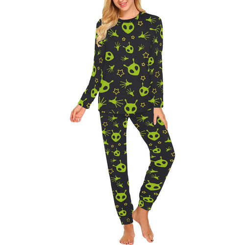 Alien Pattern Print Design 02 Women's All Over Print Pajama Set