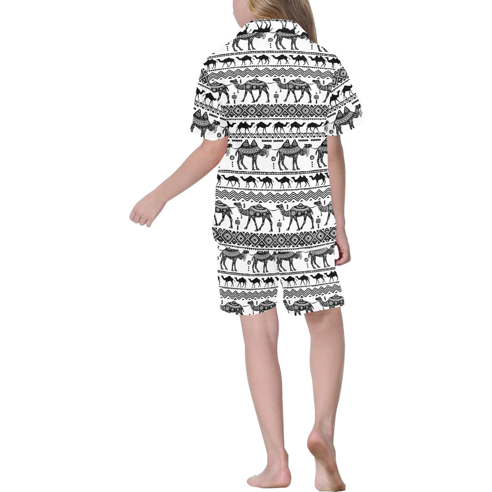 Camel polynesian tribal pattern Kids' Boys' Girls' V-Neck Short Pajama Set