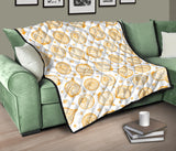 Hand Drawn Onion Pattern Premium Quilt