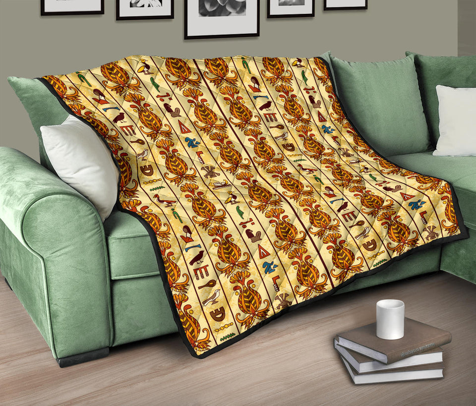 Egypt Hieroglyphics Pattern Print Design 04 Premium Quilt