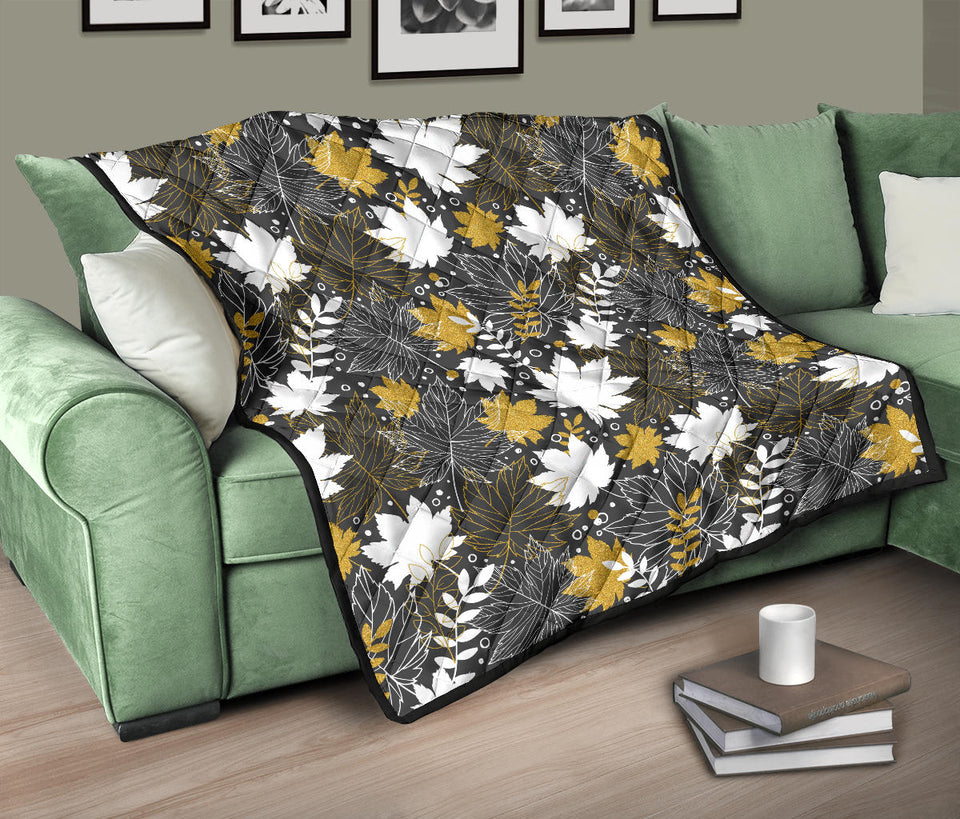 Beautiful Gold Autumn Maple Leaf Pattern Premium Quilt