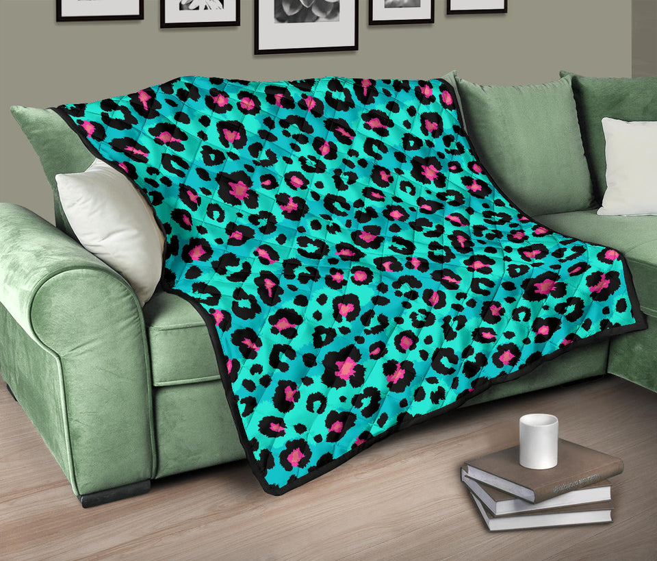 Green Leopard Skin Print Pattern Premium Quilt
