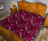 Lips Pattern Print Design 03 Premium Quilt