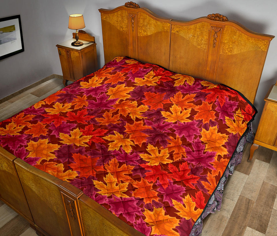 Autumn Maple Leaf Pattern Premium Quilt