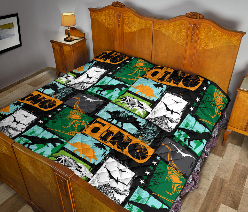 Dinosaurs Print Pattern Premium Quilt