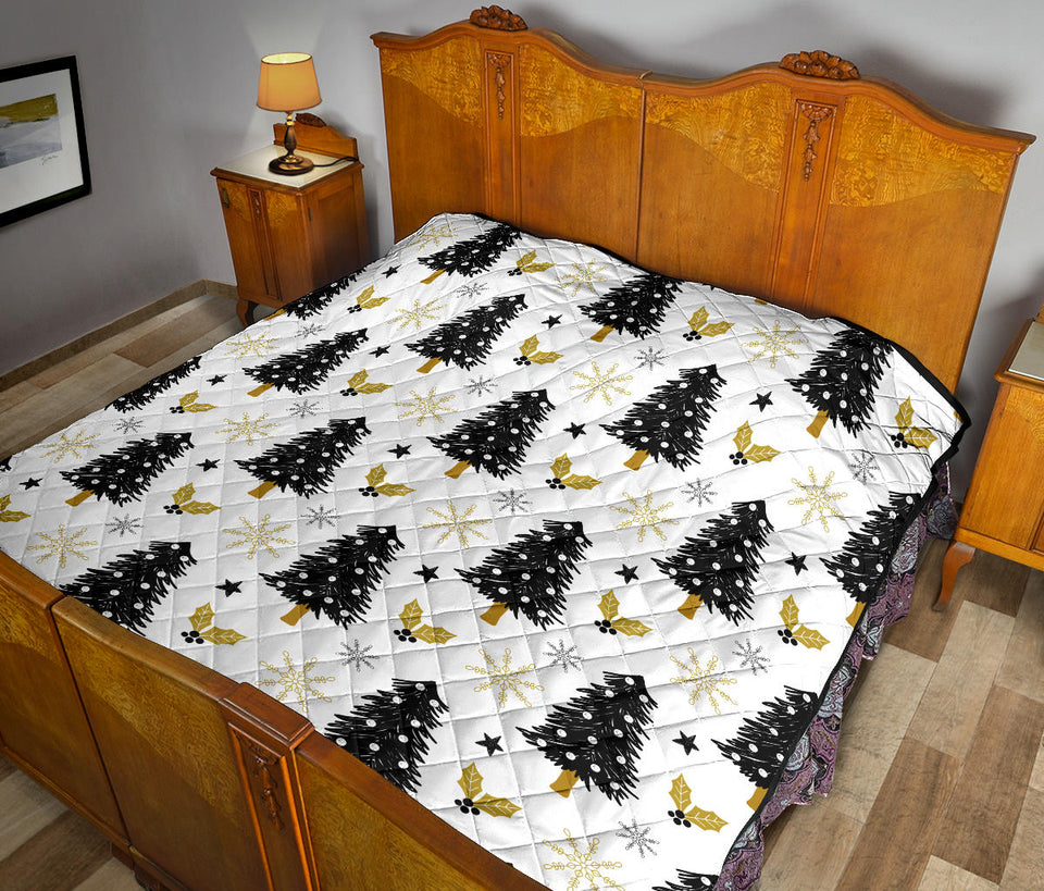 Christmas Tree Holly Snow Star Pattern Premium Quilt