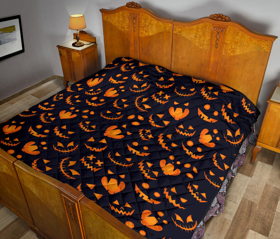 Halloween Pattern Pumpkin Background Premium Quilt