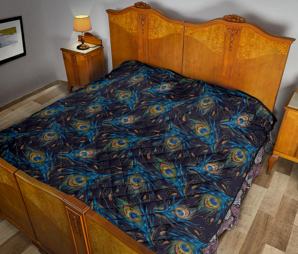 Beautiful Peacock Feather Pattern Premium Quilt