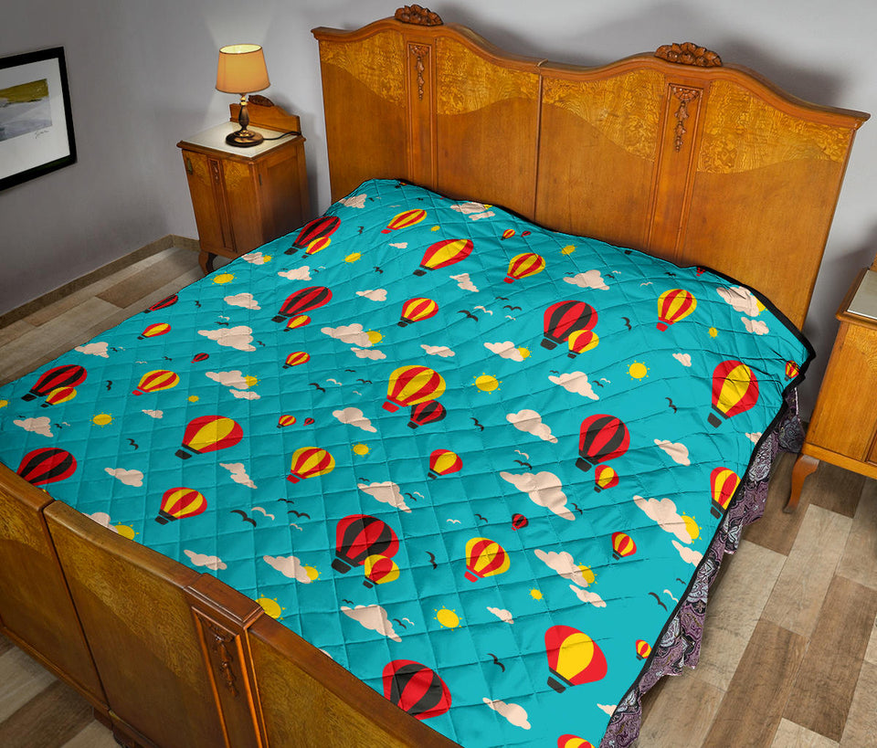 Hot Air Balloon Sky Pattern Premium Quilt