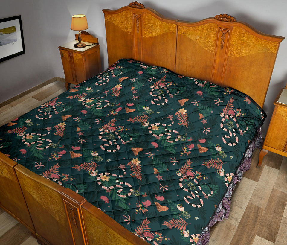 Snake Forest Pattern Premium Quilt