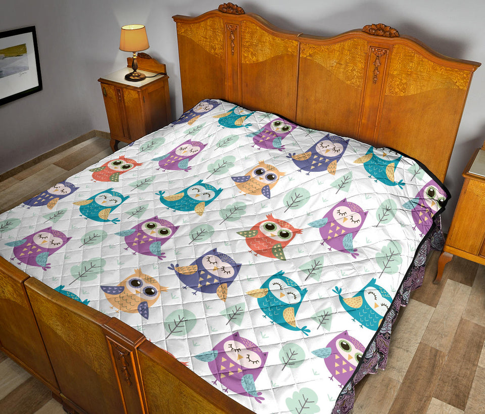 Cute Owl Pattern Premium Quilt