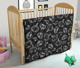 Garlic Pattern Black Background Premium Quilt