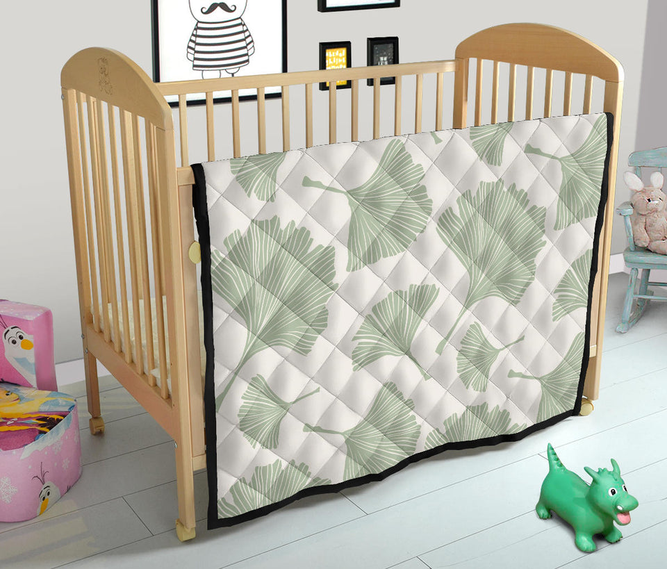 Ginkgo Leaves Pattern Premium Quilt