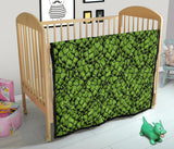 Green Hop Pattern Premium Quilt