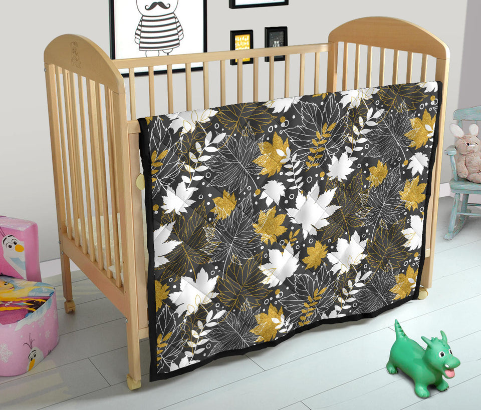 Beautiful Gold Autumn Maple Leaf Pattern Premium Quilt