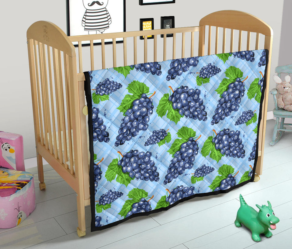 Watercolor Grape Pattern Premium Quilt