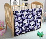Alien Pattern Print Design 01 Premium Quilt
