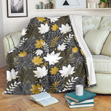 Beautiful Gold Autumn Maple Leaf Pattern Premium Blanket