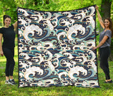 Japanese Wave Pattern Premium Quilt