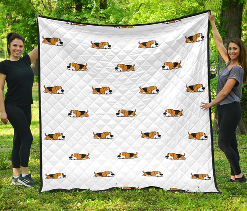 Cute Beagle Dog Sleeping Pattern Premium Quilt