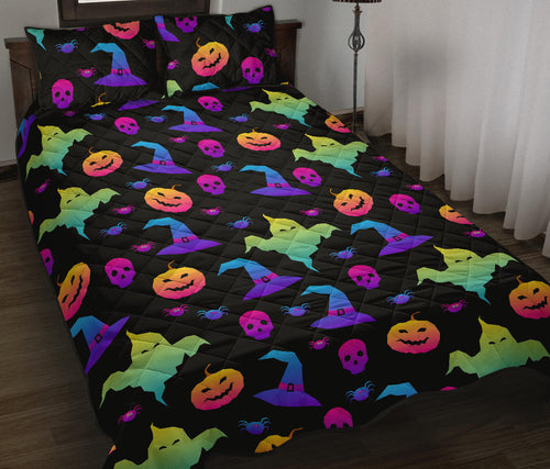 Colorful halloween background Quilt Bed Set