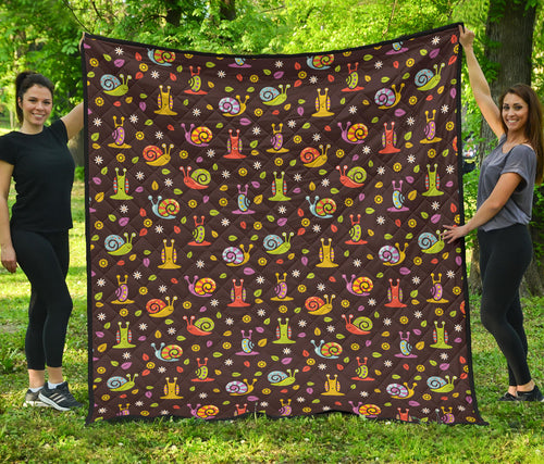 Snail Pattern Print Design 02 Premium Quilt