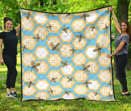 Bee Honeycomb Pattern Premium Quilt