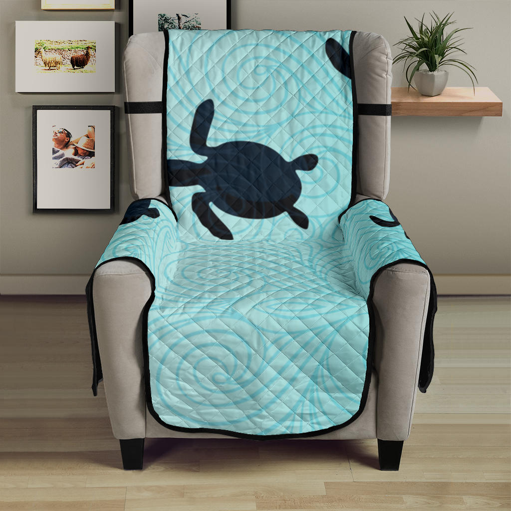 Sea turtle with blue ocean backgroud Chair Cover Protector