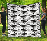 Black Whale Pattern Premium Quilt