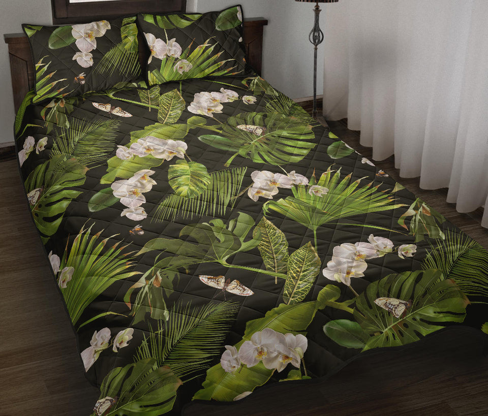 White orchid flower tropical leaves pattern blackground Quilt Bed Set