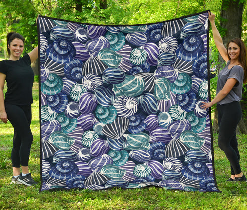 Shell Design Pattern Premium Quilt