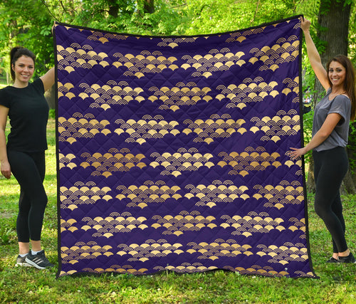 Beautiful Japanese Fan Pattern Premium Quilt