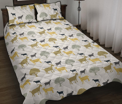 Silhouettes of goat and tree pattern Quilt Bed Set