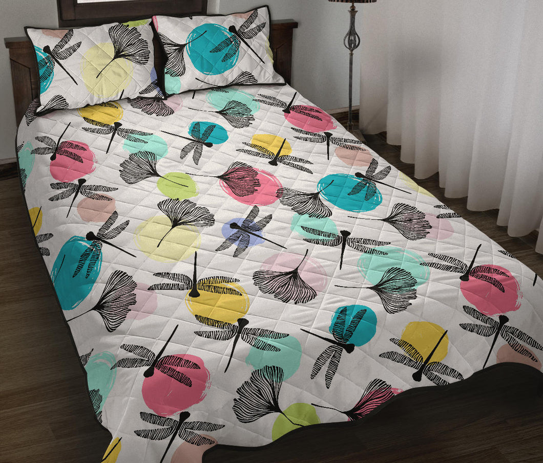 Dragonflies ginkgo leaves pattern Quilt Bed Set