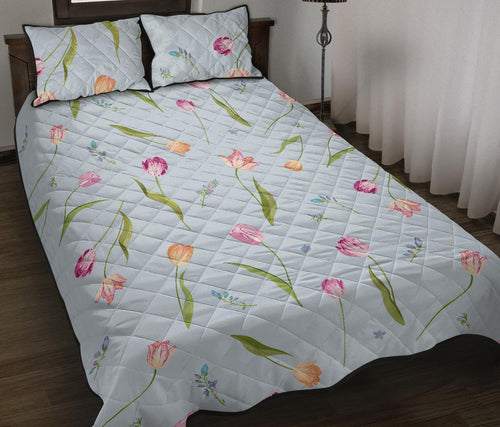 Watercolor Tulips pattern Quilt Bed Set