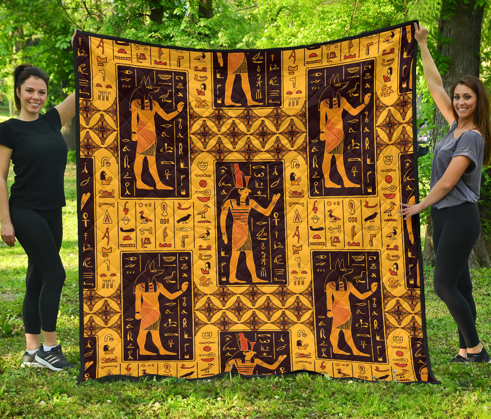 Egypt Hieroglyphics Pattern Print Design 05 Premium Quilt